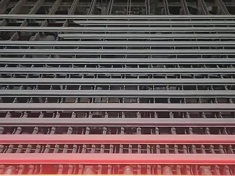 steel sleepers on cooling bed